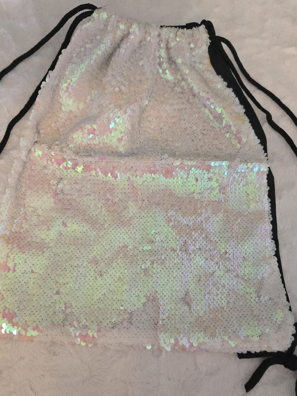 Sequin Drawstring Backpack 🎉🎉 - Picture 5 of 14